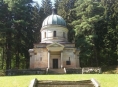 Obec Sobotín zpřístupní na pár hodin mauzoleum rodiny Kleinů