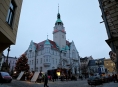 FOTO. Vánoční nálada obstoupila historickou budovu šumperské radnice