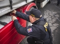 Policie v kraji kontrolovala nákladní vozidla a nelegální migraci
