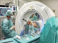 Neurochirurgové z FN Olomouc pomáhají lidem s Parkinsonovou chorobou unikátní metodou