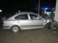 Opilý řidič v Libině narazil do zdi garáže