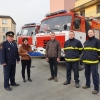  Dobrovolní hasiči si převzali dvě cisterny   zdroj foto: HZS OLK