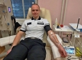 Policisté společně darovali krev na šumperské transfúzní službě