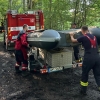  Z rozbouřené Moravy hasiči zachránili deset vodáků   zdroj foto: HZS OLK