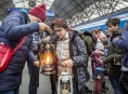 Skauti přivezou tuto sobotu railjetem z Vídně Betlémské světlo