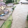 Poškozená hráz v Hanušovicích na ulici Pražská na vtoku Moravy do Hanušovic   zdroj foto: PM