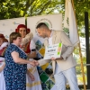 předání ocenění                 zdroj foto: OLK