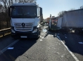 Dopravní nehoda uzavřela dálnici D35