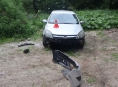 Řidič při rychlé jízdě dostal smyk