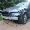 Auto se přetočilo přes střechu