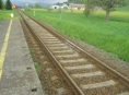 Kameny na kolejích. Kdo ohrožuje na Šumpersku cestující ve vlaku? 