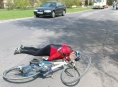 Ve Zlatých Horách řidič srazil jedenasedmdesátiletého cyklistu