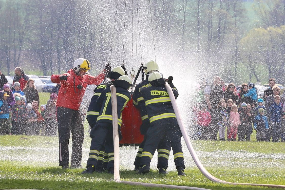 Šumperk - odborná příprava dobrovolných hasičů foto: archiv šumpersko.net