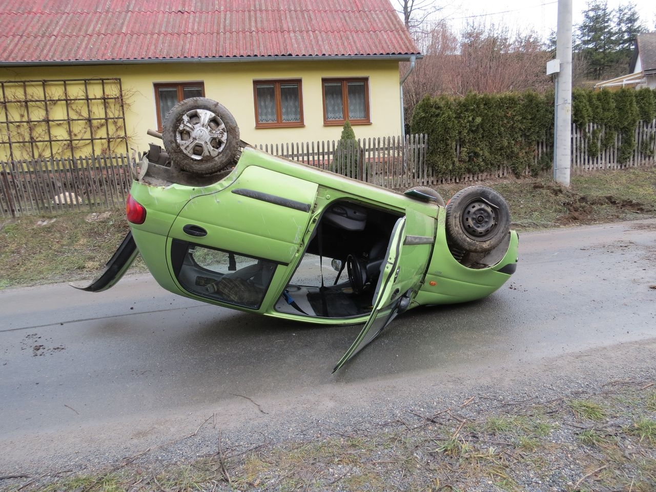 havárie u obce Strupšín zdroj foto: PČR