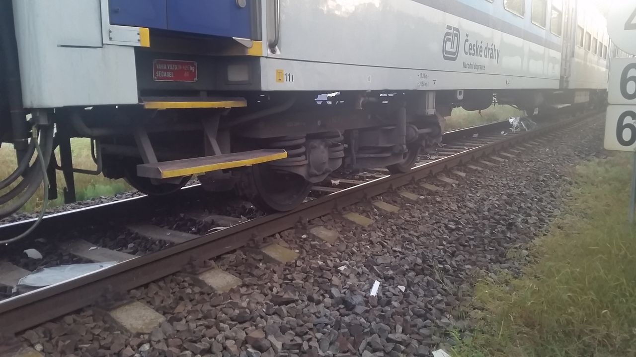 Olomouc - střet vlaku s pračkou zdroj foto: PČR