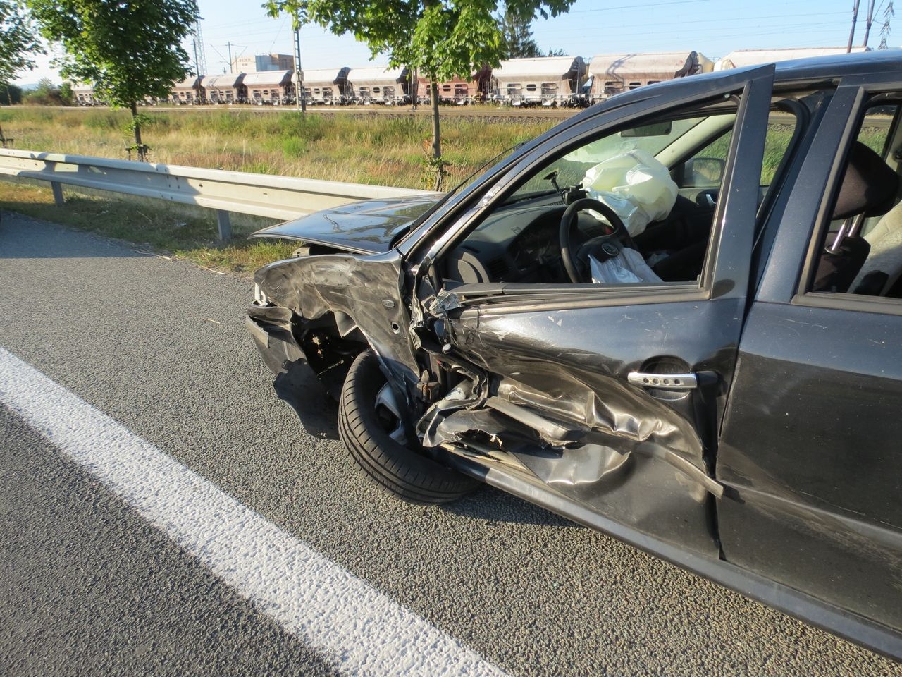dopravní nehoda na silnici 44 u Rájce zdroj foto: PČR