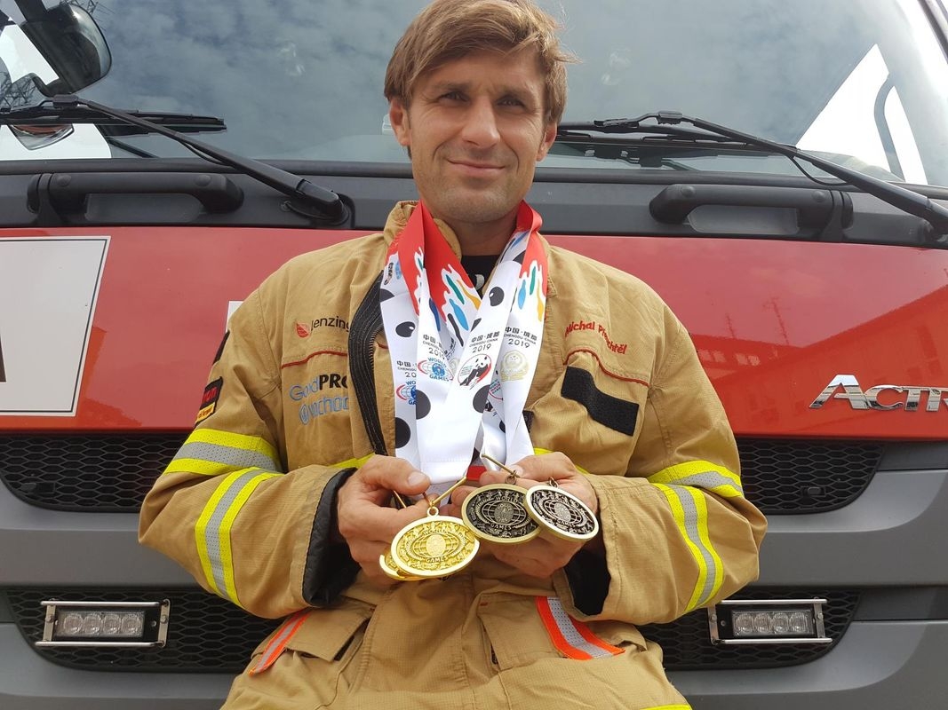 Medailová sklizeň hasiče Olomouckého kraje v Číně zdroj foto: HZS OLK