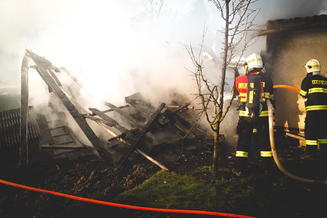 Litovel - zásah hasičů zdroj foto: HZS OLK