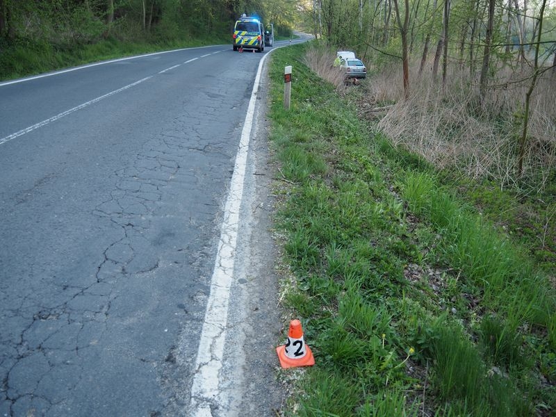 dopravní nehoda mezi Policí a Úsovem zdroj foto: PČR