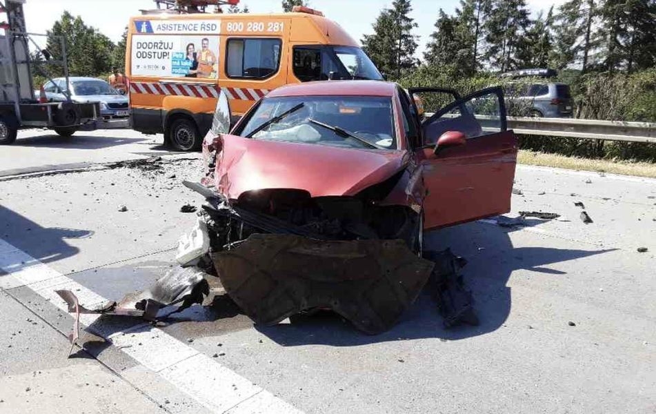 havárie vozidel na dálnici D35 zdroj foto: HZS OLK