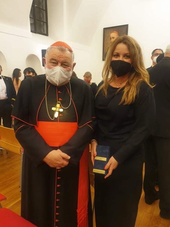 pražský arcibiskup Dominik Duka a Veronika Záhorská zdroj foto: M. Slaný
